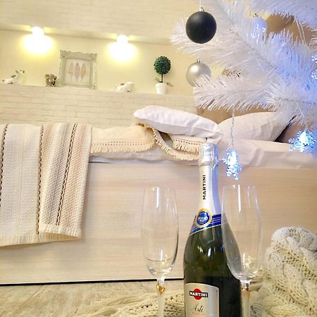 Studio Luxe On Victory Street In The City Center Винница Экстерьер фото