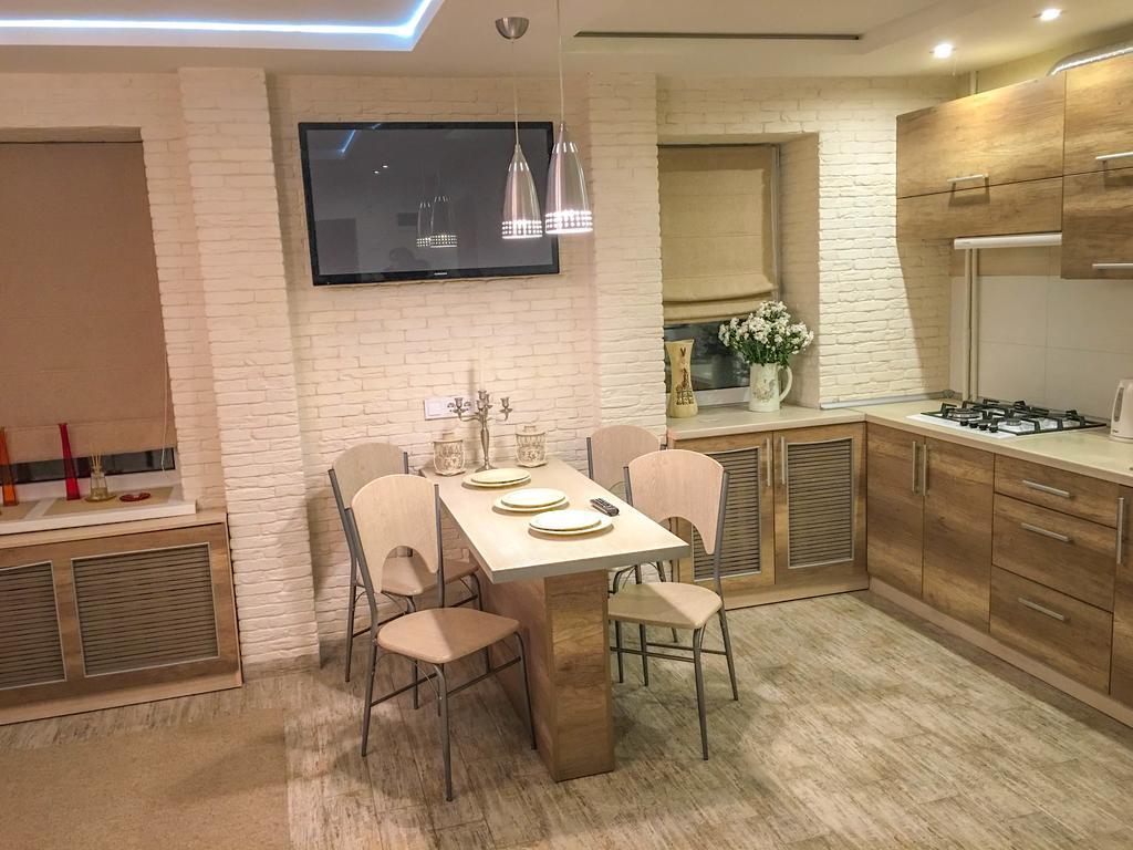 Studio Luxe On Victory Street In The City Center Винница Экстерьер фото
